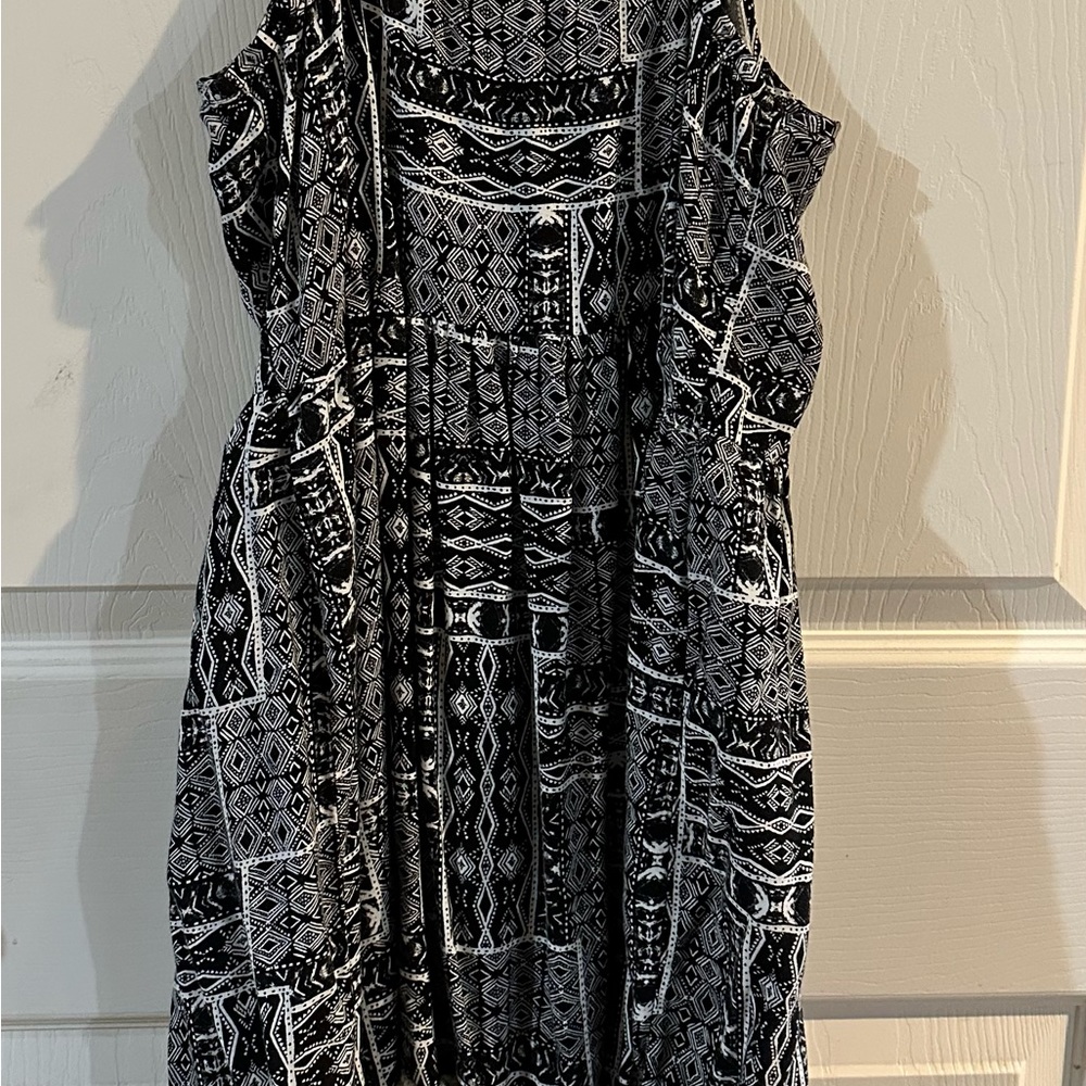 Black/Cream Dress, Knitworks, Girls Sz 14